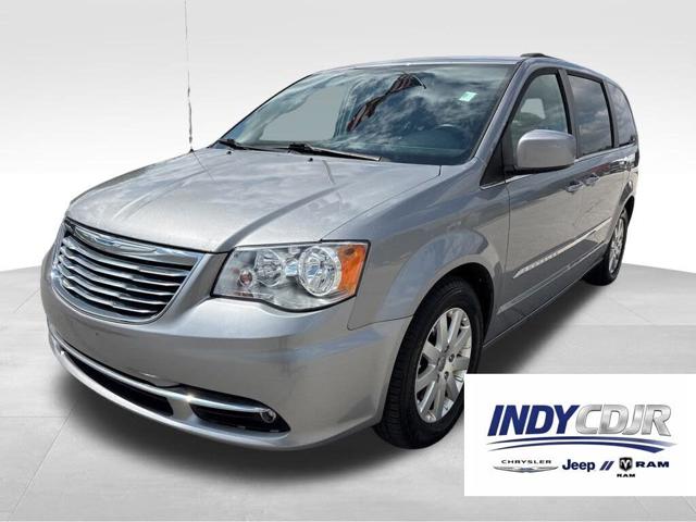 2016 Chrysler Town and Country Touring