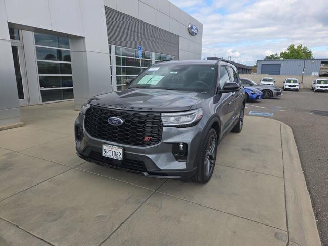 2025 Ford Explorer ST RWD