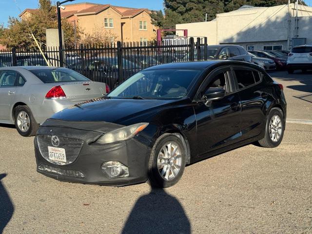 2014 Mazda Mazda3 i Touring Hatchback
