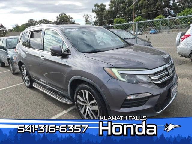 2017 Honda Pilot Touring AWD