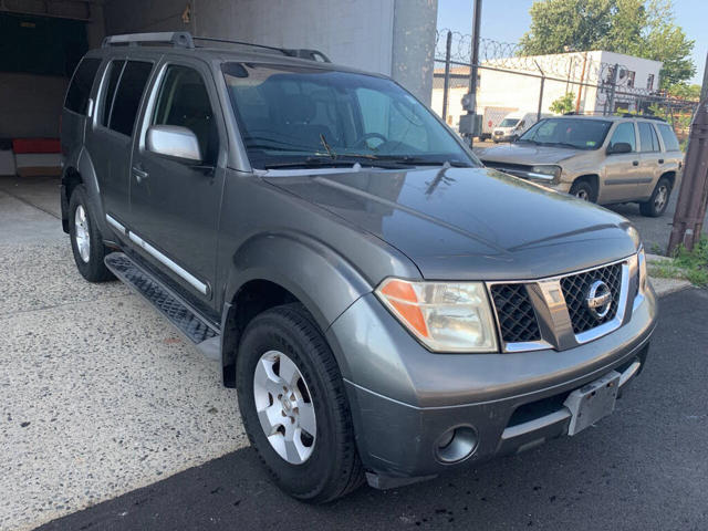 2007 Nissan Pathfinder SE