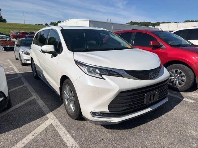 2022 Toyota Sienna Limited 7-Passenger AWD