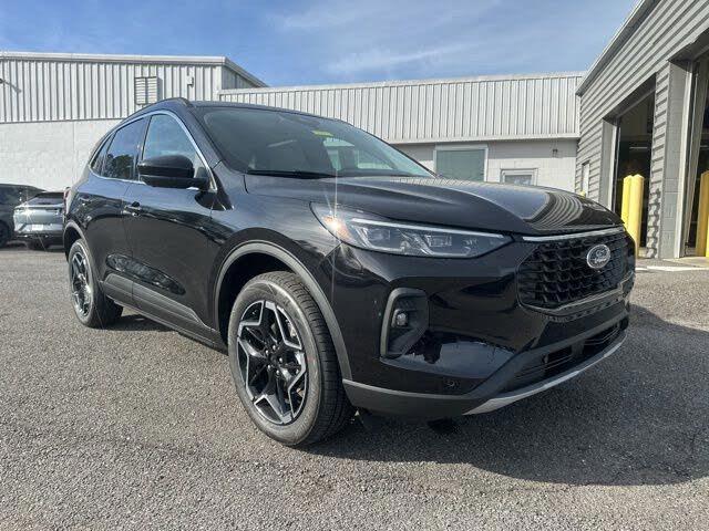 2026 Ford Escape Platinum AWD