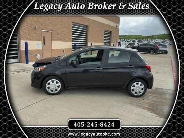 2015 Toyota Yaris LE 2dr Hatchback