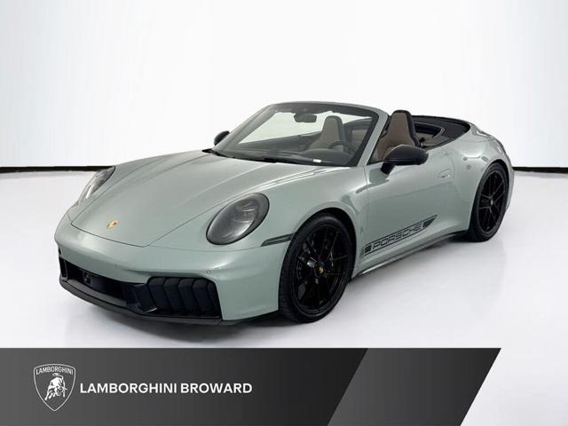 2026 Porsche 911 Carrera 4 GTS Cabriolet AWD