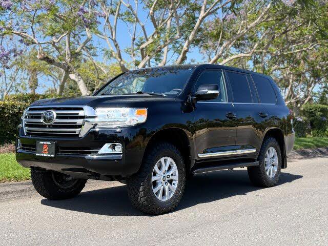 2018 Toyota Land Cruiser AWD