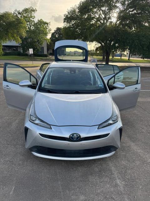2019 Toyota Prius LE
