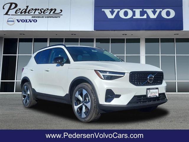 2026 Volvo XC40 B5 Plus AWD