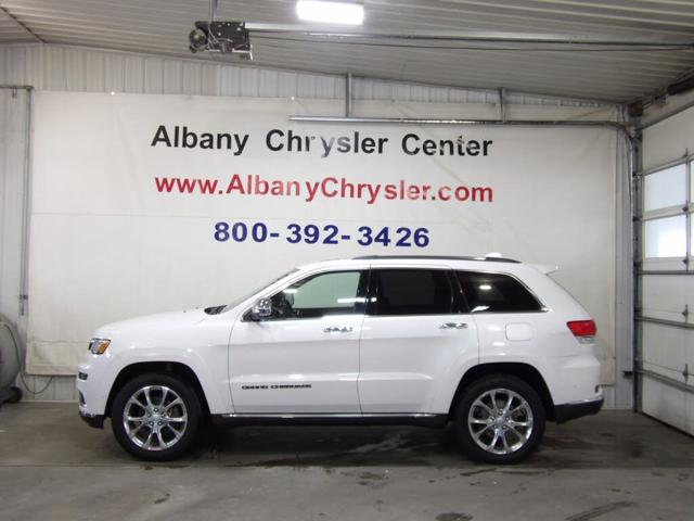 2020 Jeep Grand Cherokee Summit