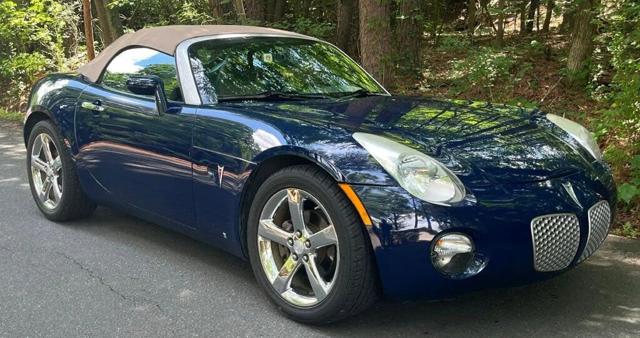 2009 Pontiac Solstice Base
