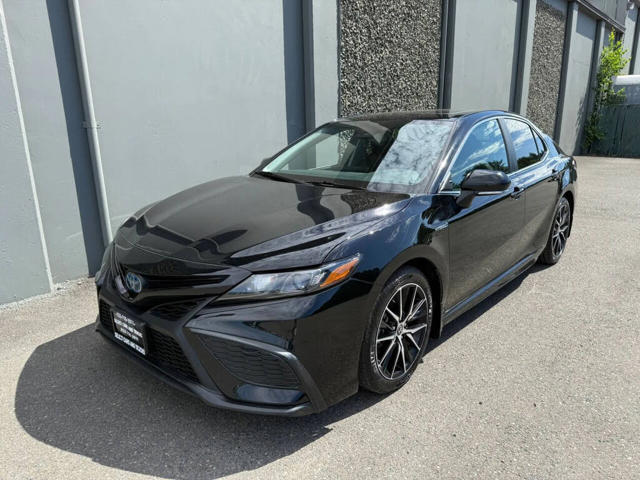 2021 Toyota Camry Hybrid SE