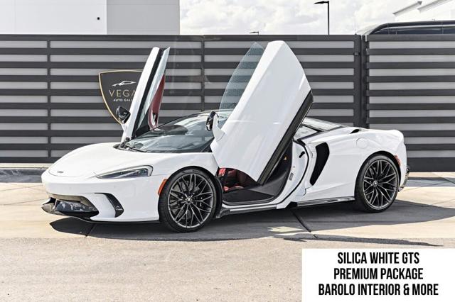 2025 McLaren GT Base