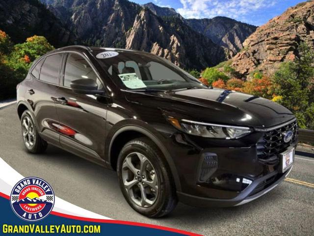 2025 Ford Escape ST-Line AWD