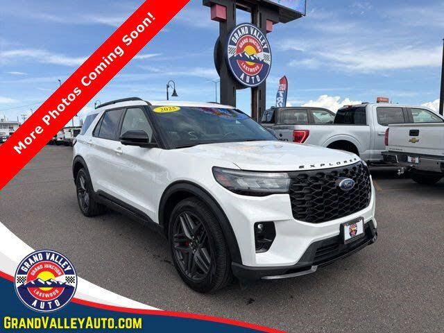 2025 Ford Explorer ST AWD
