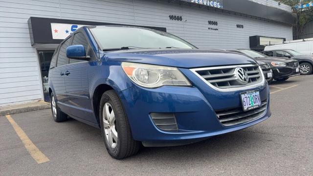 2010 Volkswagen Routan SEL