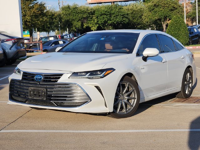 2019 Toyota Avalon Hybrid Limited