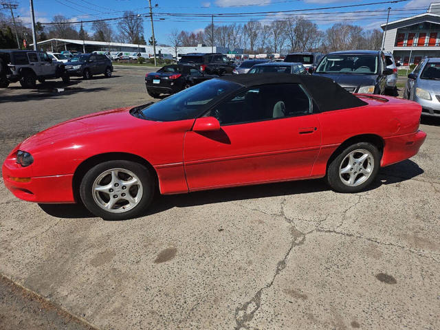 2001 Chevrolet Camaro Base