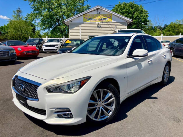2015 INFINITI Q50 3.7 Premium AWD
