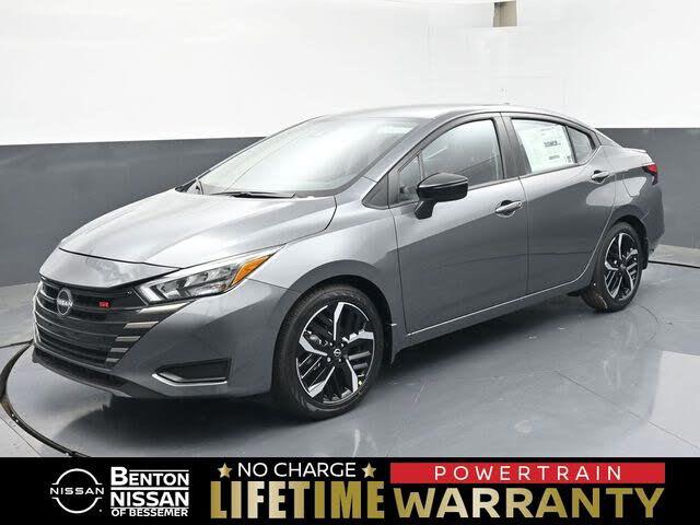 2025 Nissan Versa SR FWD