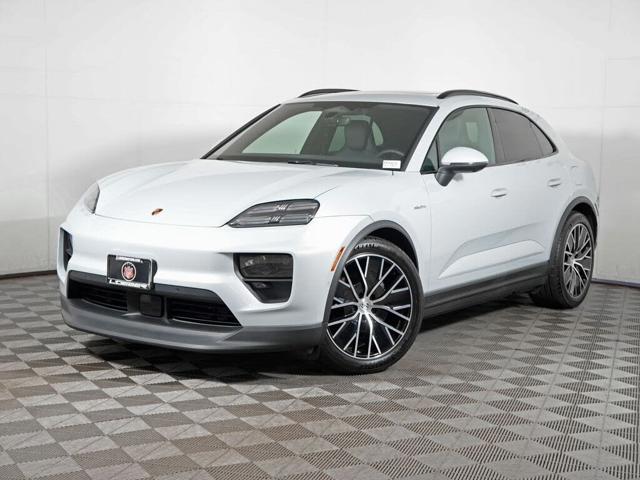 2025 Porsche Macan AWD