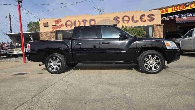 2006 Mitsubishi Raider XLS