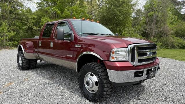 2006 Ford Super Duty F-350 DRW Lariat