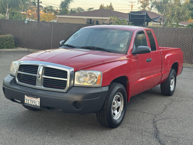 2005 Dodge Dakota ST
