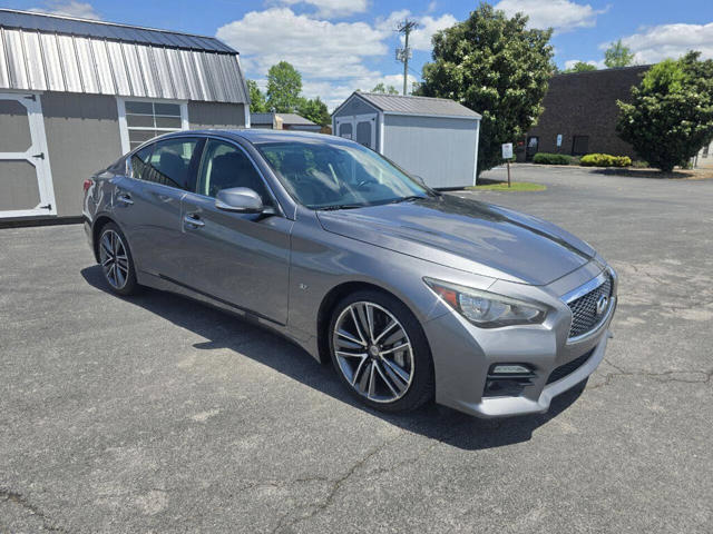 2015 INFINITI Q50 3.7 Sport RWD