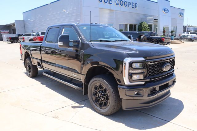 2026 Ford Super Duty F-350 SRW Lariat