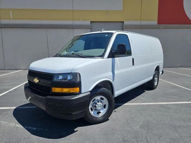 2023 Chevrolet Express 2500