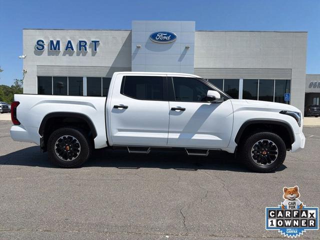 2025 Toyota Tundra 4WD SR5