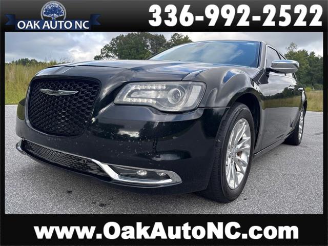 2016 Chrysler 300 C