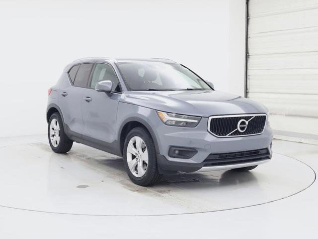 2021 Volvo XC40 T4 Momentum FWD