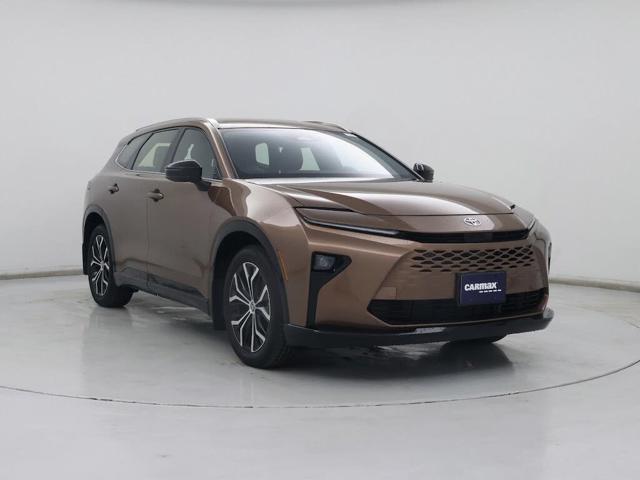 2025 Toyota Crown Signia XLE AWD