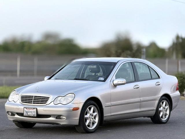 2004 Mercedes-Benz C-Class C 320 4MATIC AWD Sedan