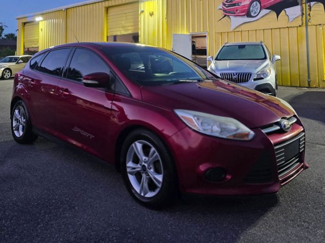 2014 Ford Focus SE Hatchback