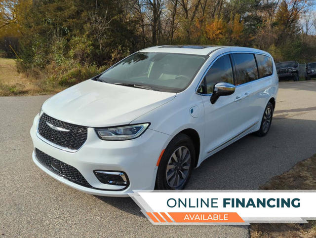 2023 Chrysler Pacifica Hybrid Limited
