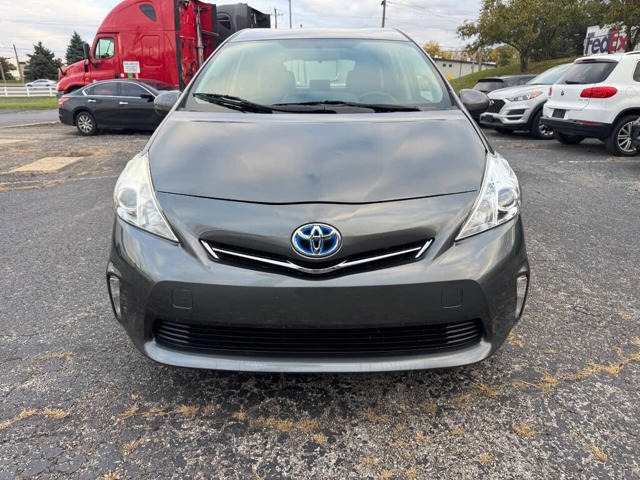 2013 Toyota Prius v Three