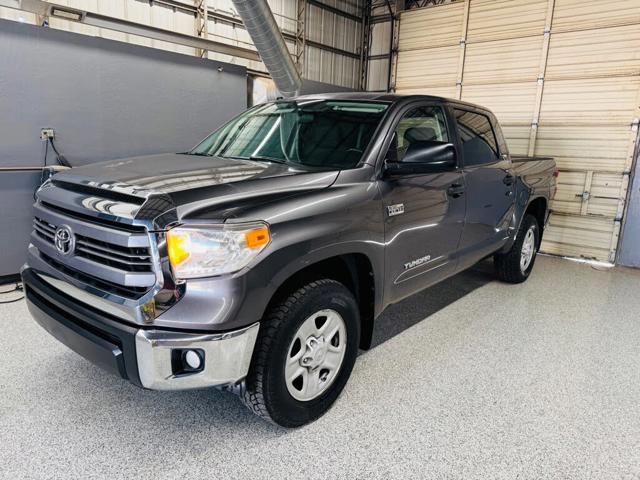 2015 Toyota Tundra SR5