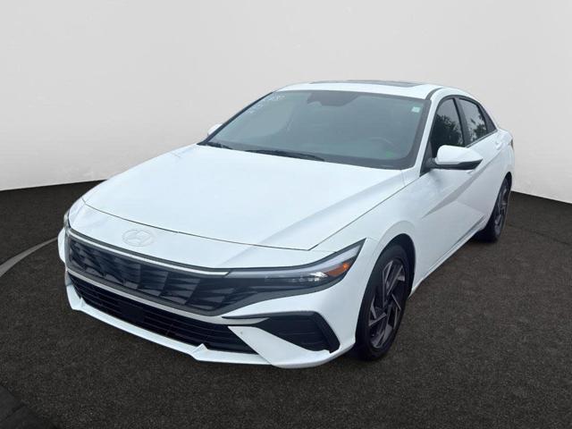 2025 Hyundai Elantra Hybrid Limited FWD