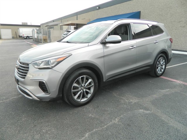 2018 Hyundai Santa Fe SE