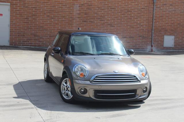 2012 MINI Cooper Hardtop Base