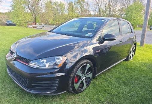 2016 Volkswagen Golf GTI 2.0T SE 4-Door FWD