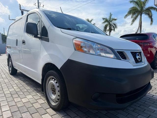 2018 Nissan NV200 S