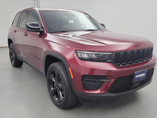 2023 Jeep Grand Cherokee Altitude 4WD