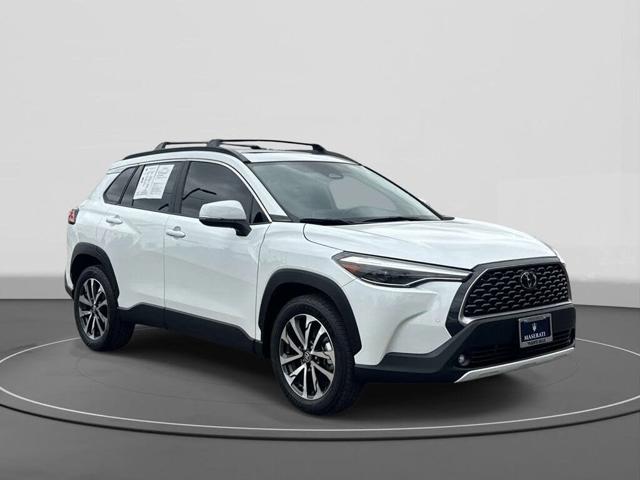 2024 Toyota Corolla Cross XLE FWD