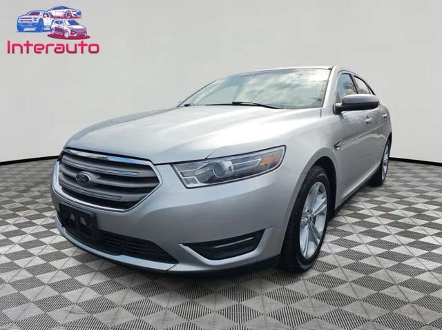 2017 Ford Taurus SEL