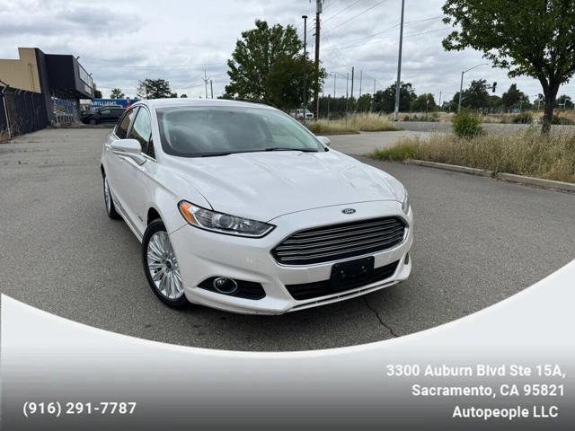 2014 Ford Fusion Energi SE