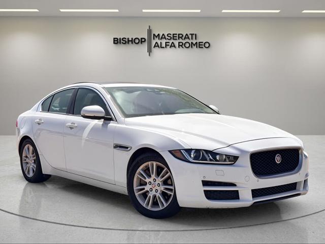 2017 Jaguar XE 25t Premium