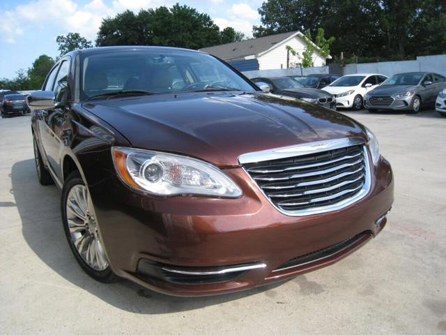 2012 Chrysler 200 Limited